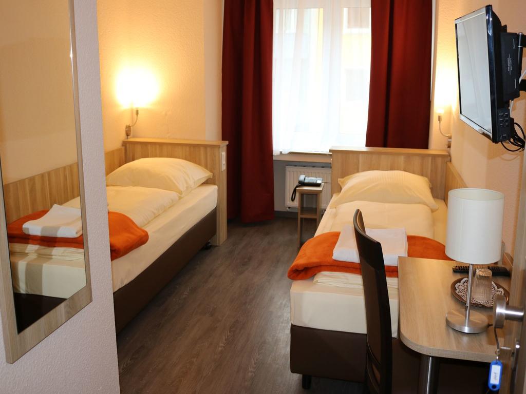 Hotel Paris Düsseldorf Kültér fotó