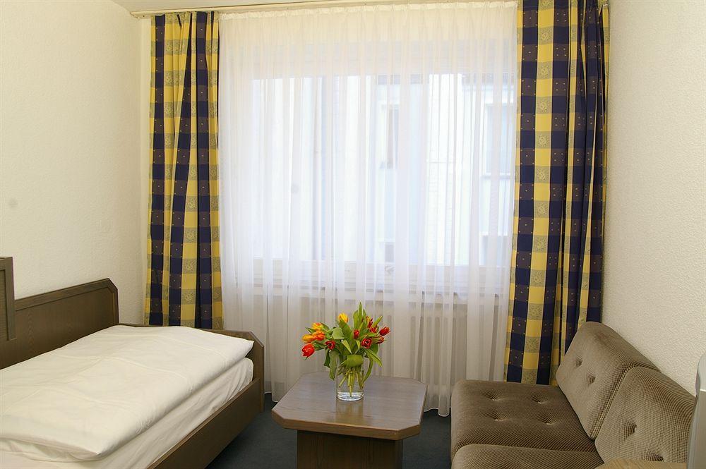 Hotel Paris Düsseldorf Kültér fotó